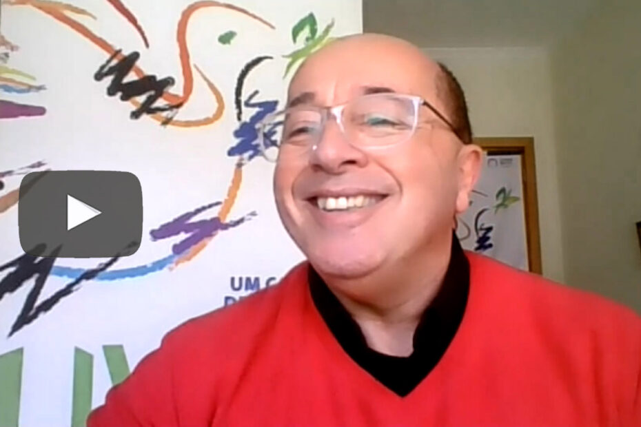 Video: Dr. Carlos Palma - Greetings to One Earth Choir